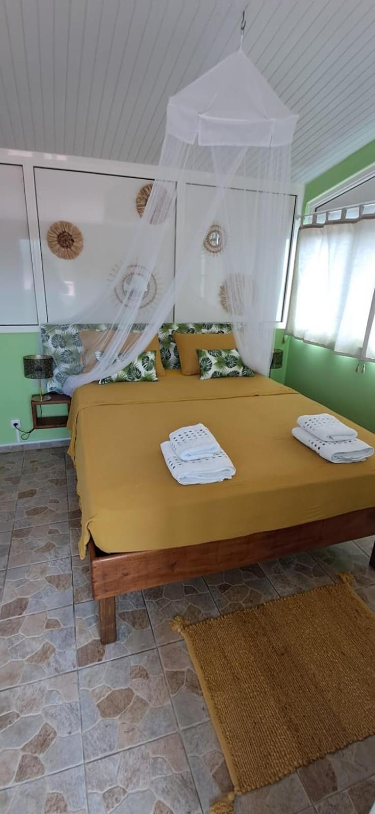 Maisonnette Atypique Au Coeur De La Martinique Riviere-Salee Exterior photo