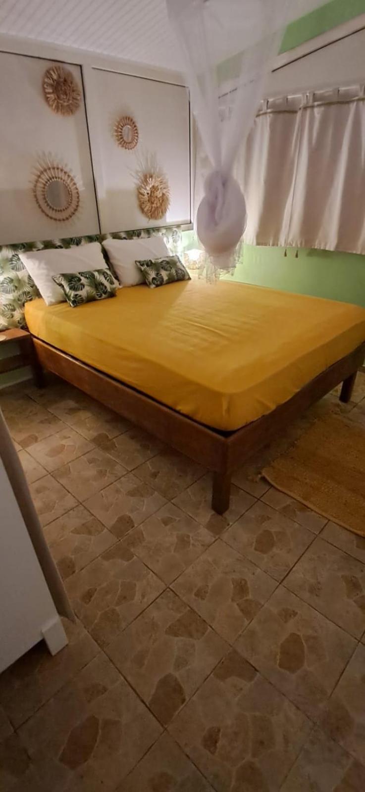 Maisonnette Atypique Au Coeur De La Martinique Riviere-Salee Exterior photo